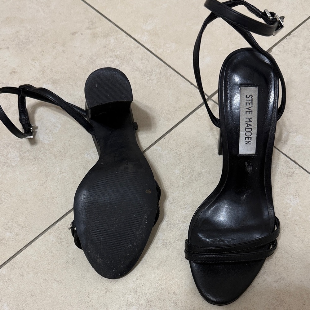 Steve Madden Black Ankle Strap Heels - Picture 3 of 4